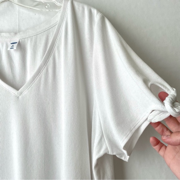 Old Navy Short Tie Sleeve Rib Knit Tee Top V-Neck White Size 3X Plus - Picture 4 of 9